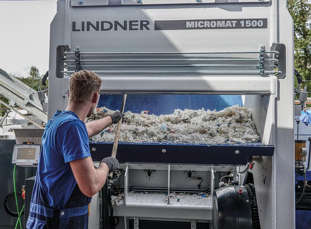 Lindner spotlights high-quality output and reliability at FAKUMA