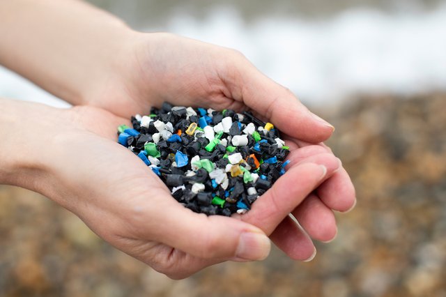 A sweet breakthrough: Scientists develop recyclable plastics based on sugars