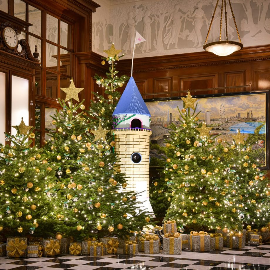 Legoland hotel christmas store 2019